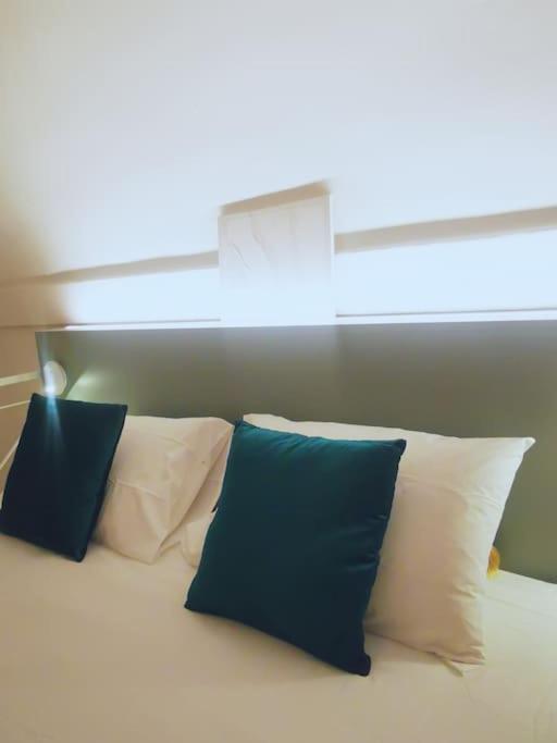 Gombruti14 Boutique Home Bologna Ngoại thất bức ảnh